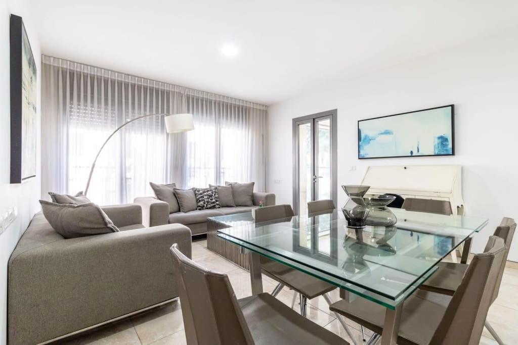 Luxury 3 Bedroom Apt, Harav Kook7 Yerusalem Bagian luar foto