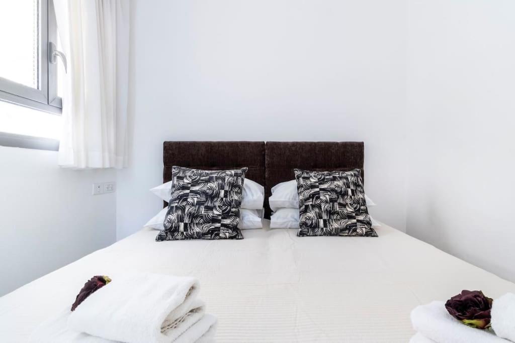 Luxury 3 Bedroom Apt, Harav Kook7 Yerusalem Bagian luar foto