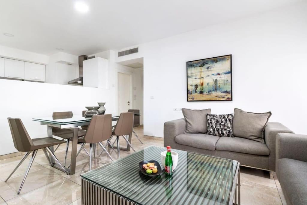 Luxury 3 Bedroom Apt, Harav Kook7 Yerusalem Bagian luar foto